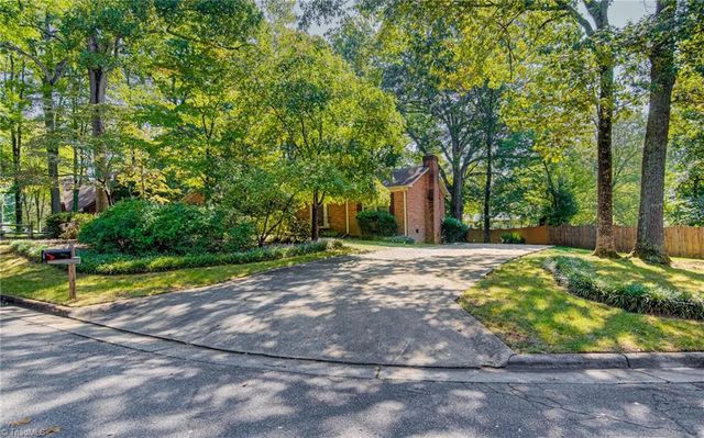 2305 Musket Lane, Greensboro, NC 27455