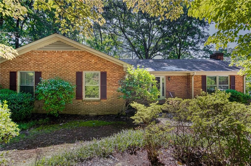 2305 Musket Lane, Greensboro, NC 27455