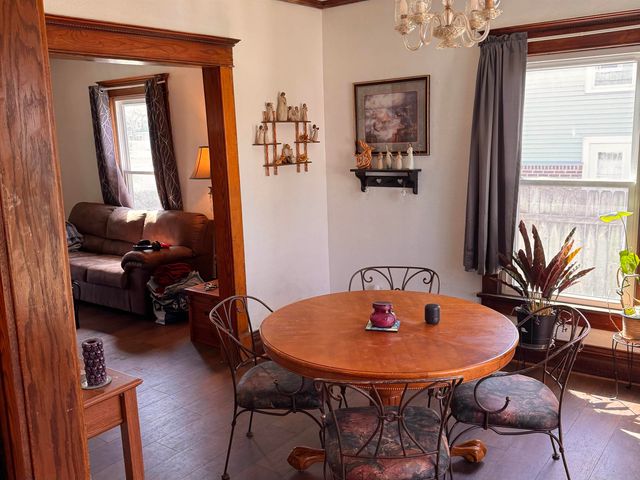 1317 Logan Avenue, Waterloo, IA 50703