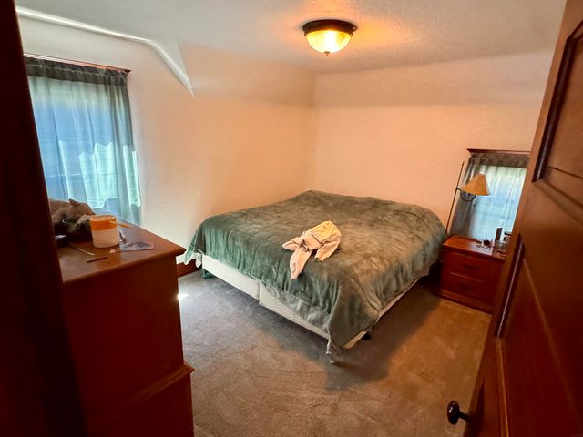 1317 Logan Avenue, Waterloo, IA 50703