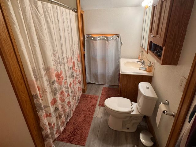 1317 Logan Avenue, Waterloo, IA 50703