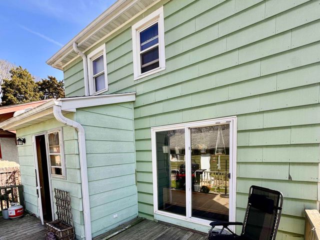 1317 Logan Avenue, Waterloo, IA 50703