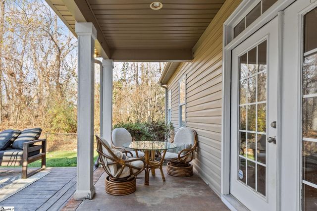 204 Cove Harbor Court, Taylors, SC 29687