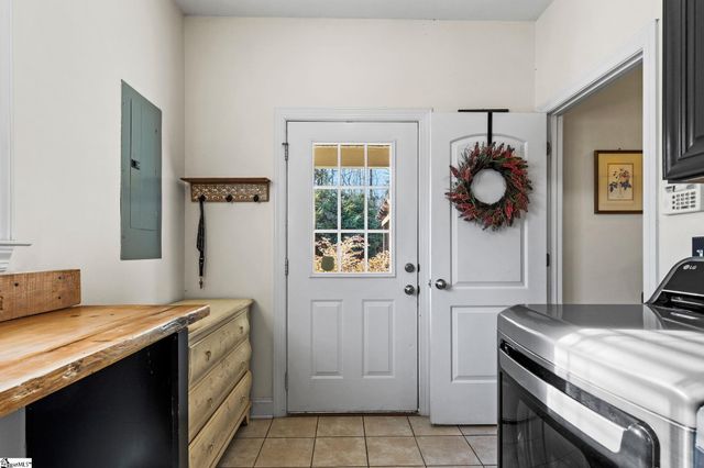 204 Cove Harbor Court, Taylors, SC 29687