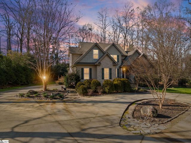 204 Cove Harbor Court, Taylors, SC 29687