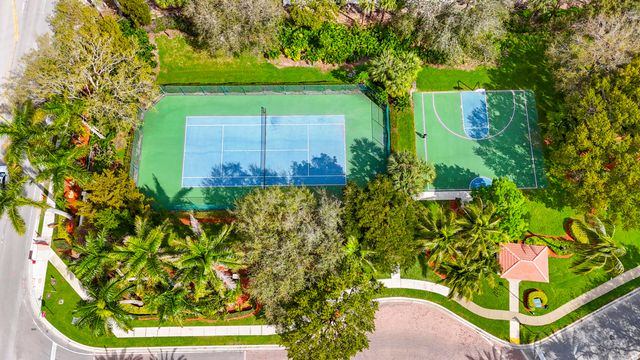 7297 Briella Drive, Boynton Beach, FL 33437