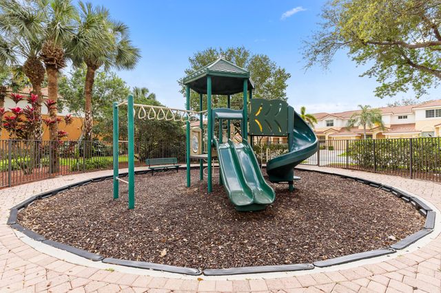 7297 Briella Drive, Boynton Beach, FL 33437