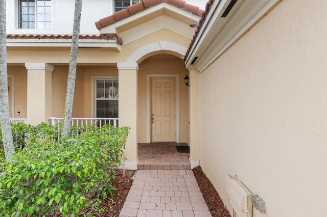 7297 Briella Drive, Boynton Beach, FL 33437