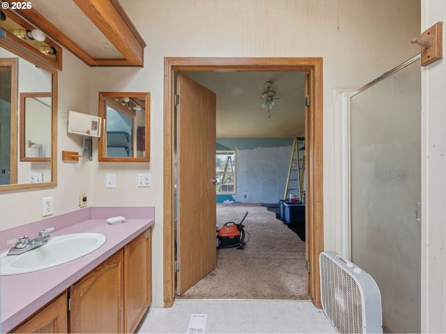 91677 GEORGE HILL Rd, Astoria, OR 97103