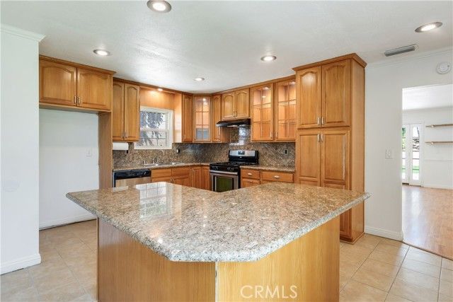 832 N Pershore Avenue, San Dimas, CA 91773