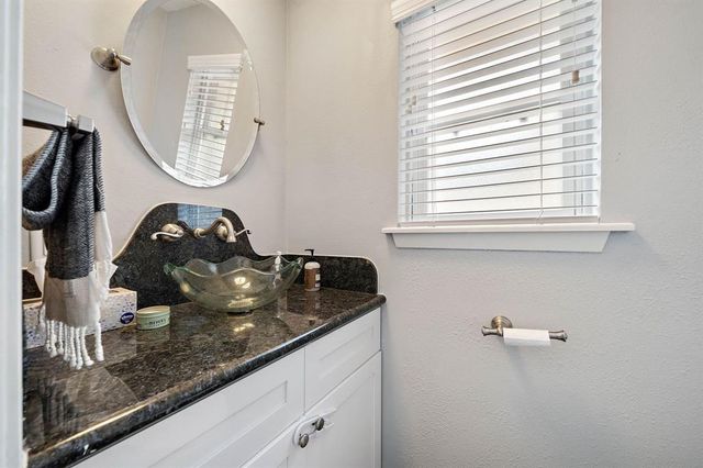 4922 Braesvalley Drive, Houston, TX 77096