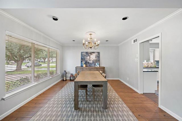 4922 Braesvalley Drive, Houston, TX 77096