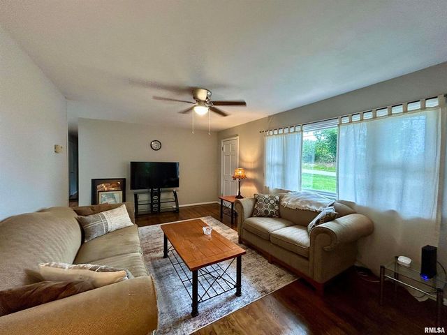 1275 E PARK Street, Carbondale, IL 62901