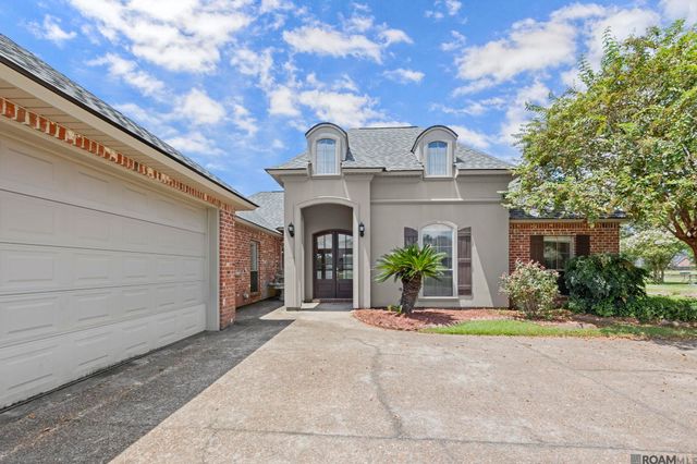 32819 Fox Run Dr, Walker, LA 70785