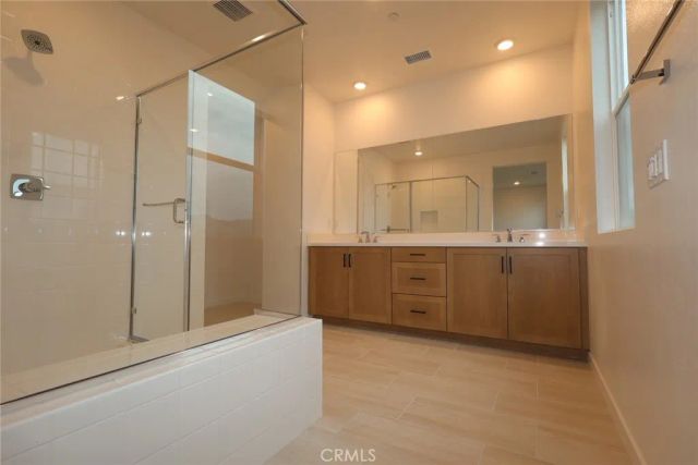 27309 Bear Paw Lane, Valencia, CA 91381