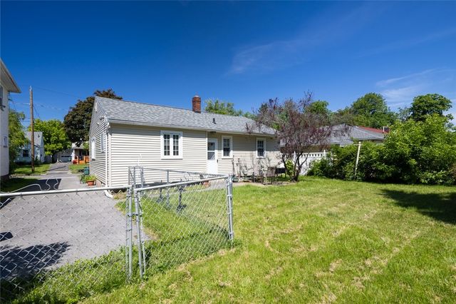 110 Brookhaven Terrace, Rochester, NY 14621