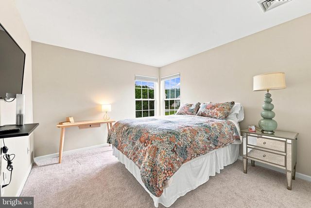 1304 NORTHUMBERLAND RD, Coatesville, PA 19320