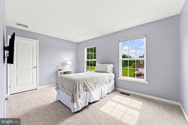 1304 NORTHUMBERLAND RD, Coatesville, PA 19320