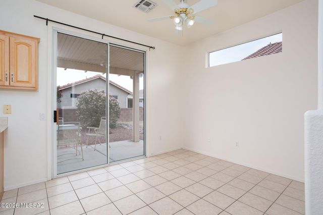 7992 W Cottonwood Wash Way, Tucson, AZ 85743