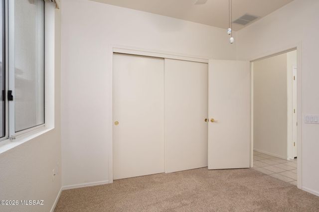 7992 W Cottonwood Wash Way, Tucson, AZ 85743