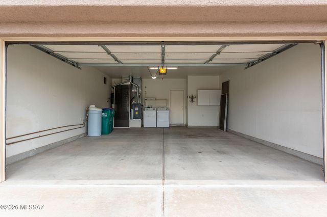 7992 W Cottonwood Wash Way, Tucson, AZ 85743