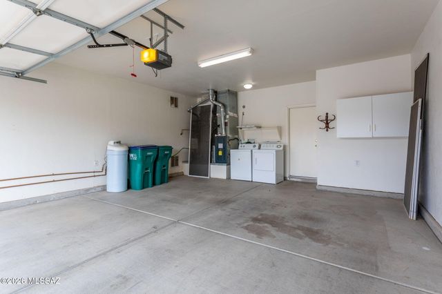 7992 W Cottonwood Wash Way, Tucson, AZ 85743