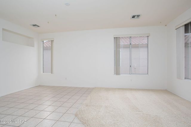 7992 W Cottonwood Wash Way, Tucson, AZ 85743