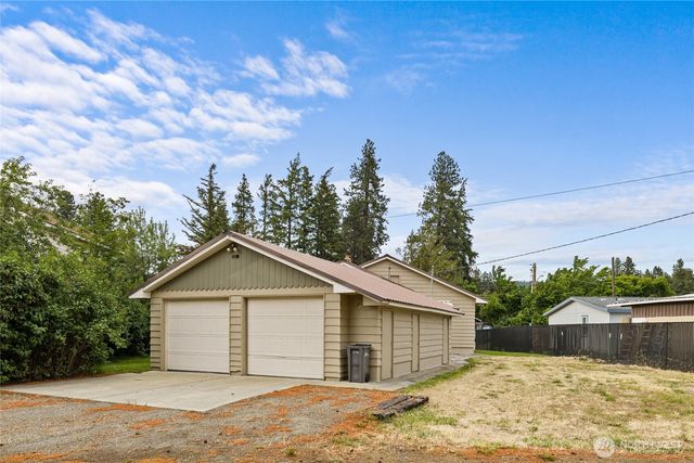 327 Lincoln Street, Cle Elum, WA 98922