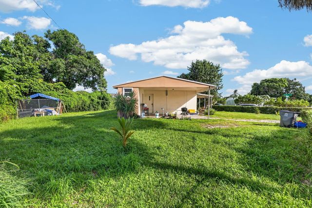 4351 Colt Lane, West Palm Beach, FL 33406