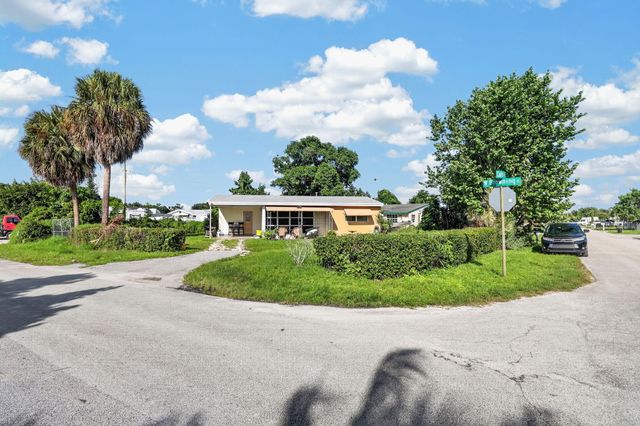 4351 Colt Lane, West Palm Beach, FL 33406