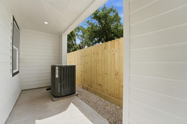 3610 Bastrop Street, Houston, TX 77004