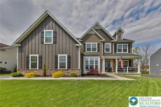 912 Fairway Drive, Forks Twp, PA 18040