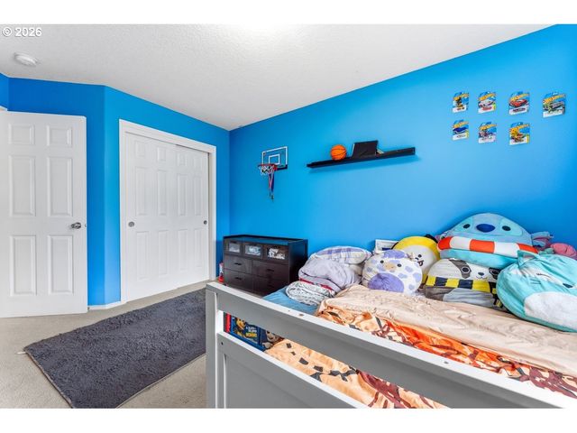 355 Ne SAINT JEAN Pl, Hillsboro, OR 97124