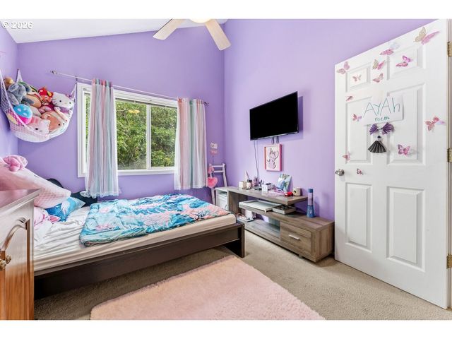 355 Ne SAINT JEAN Pl, Hillsboro, OR 97124