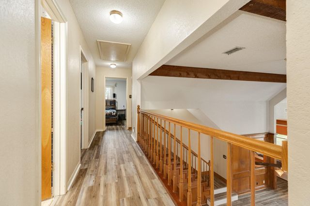 304 Arrowwood Street, Lake Jackson, TX 77566