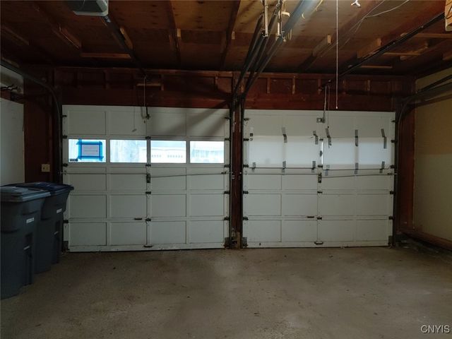 7658 Farmington Road, Manlius, NY 13104