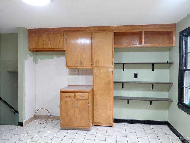 7658 Farmington Road, Manlius, NY 13104