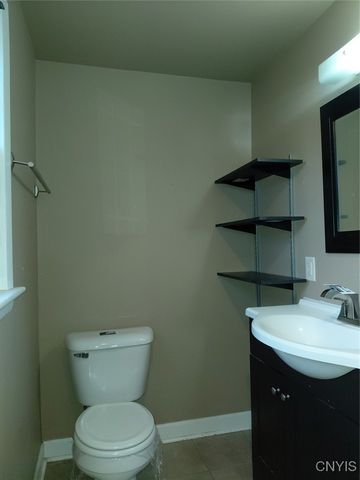 7658 Farmington Road, Manlius, NY 13104