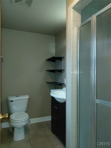 7658 Farmington Road, Manlius, NY 13104