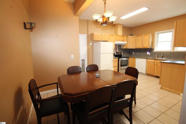 426 Gentry Street, Spartanburg, SC 29303