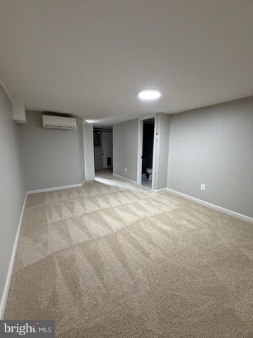 422 EARL ST, Alexandria, VA 22314