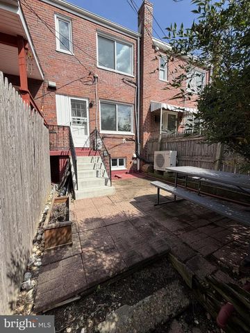 422 EARL ST, Alexandria, VA 22314