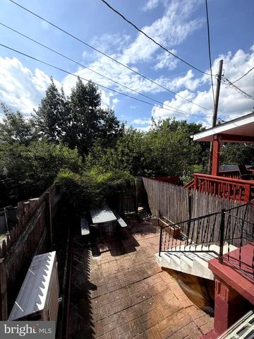 422 EARL ST, Alexandria, VA 22314