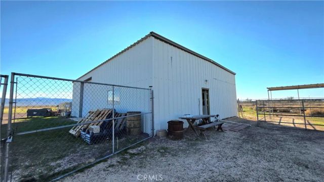 47527 Silver Valley Road, Newberry Springs, CA 92365