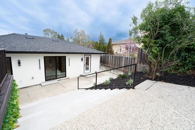 17293 Sereno Court, Monte Sereno, CA 95030