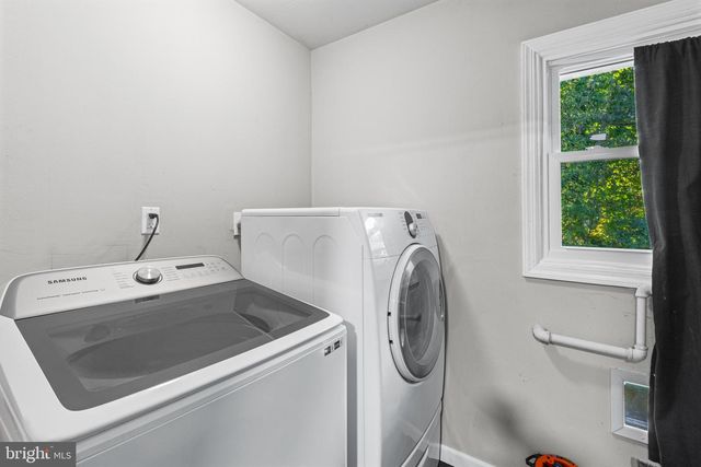 11 HASTING LN, Willingboro, NJ 08046