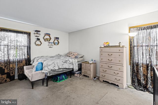 11 HASTING LN, Willingboro, NJ 08046