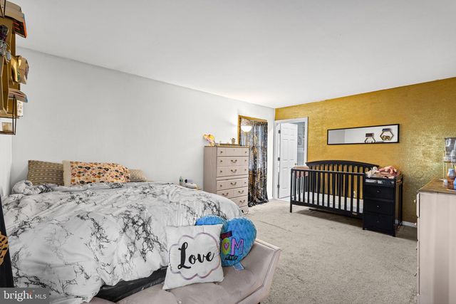 11 HASTING LN, Willingboro, NJ 08046