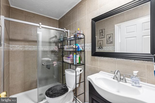 11 HASTING LN, Willingboro, NJ 08046