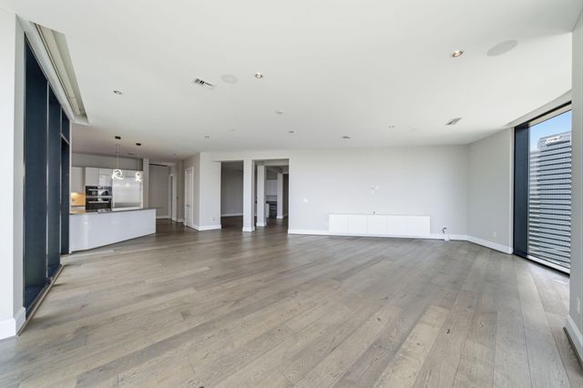 1409 Post Oak Boulevard 1602, Houston, TX 77056